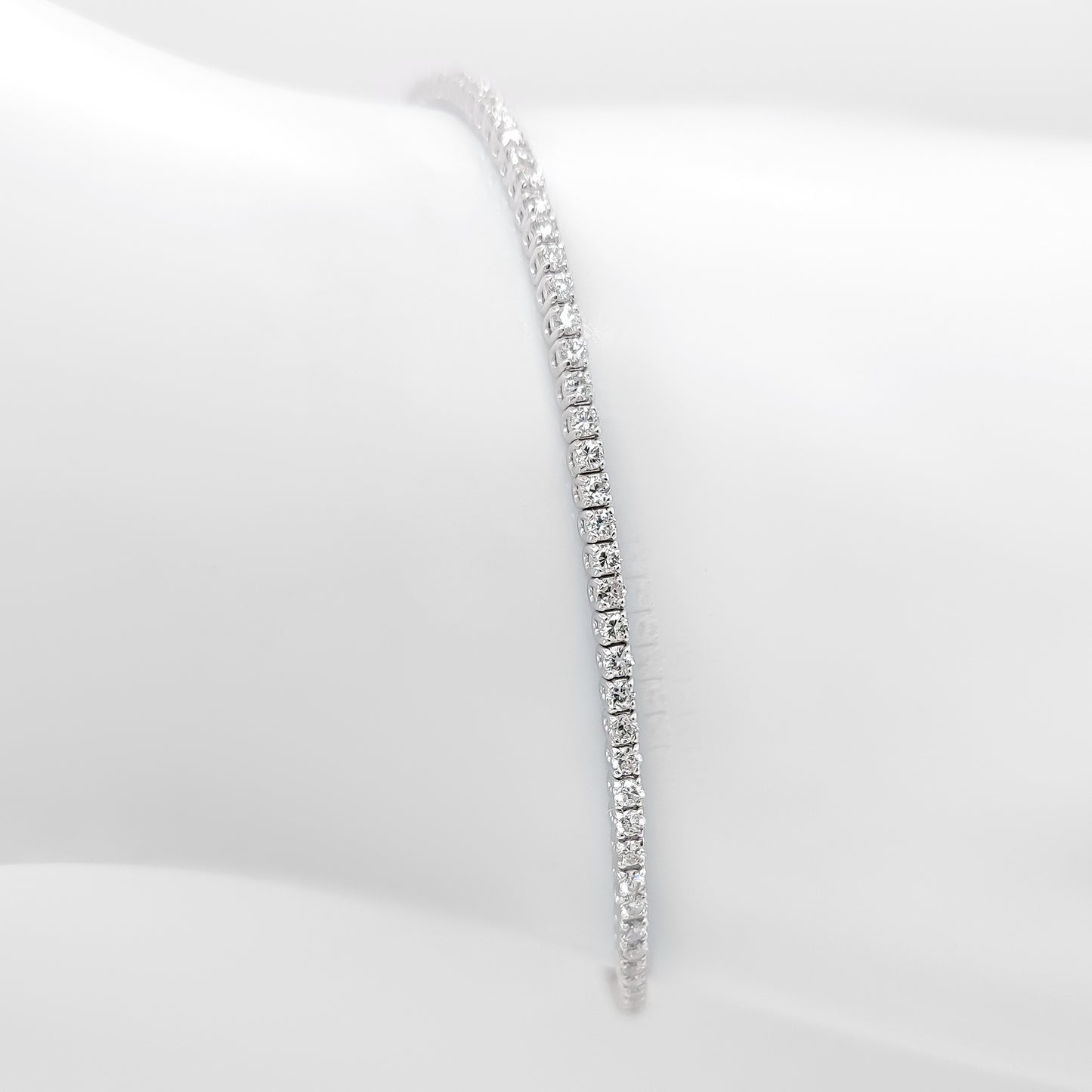 Natural Round White Diamond Tennis Bracelet (1.85Ct TW)