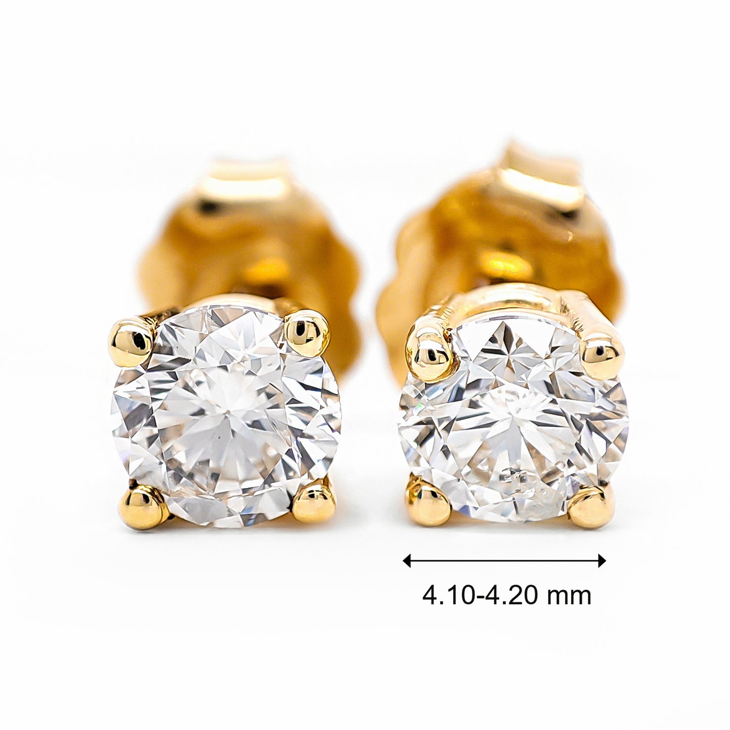 Round Brilliant Diamond Stud Earrings (0.5Ct TW)